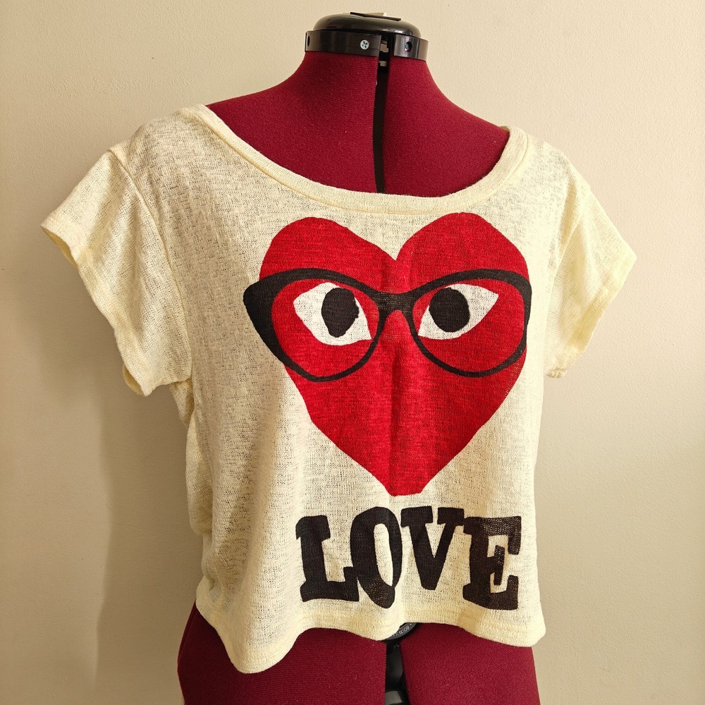 Women's Crop Top Yellow Knit Relaxed Heart Glasses Love Graphic Ambiance Large‎
